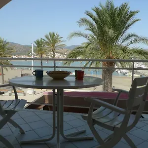Platja Del Port Llançà